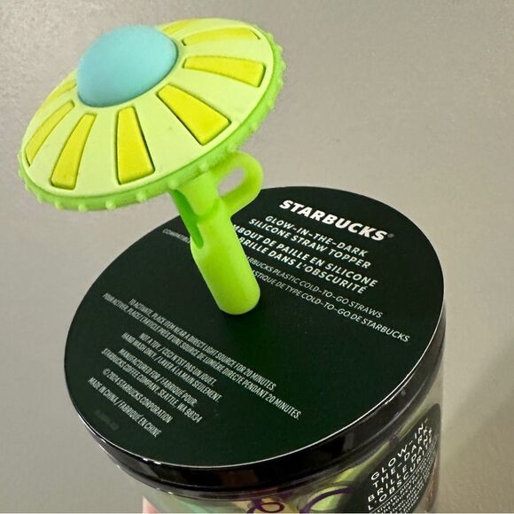 Starbucks 2024 Halloween UFO Glow in the Dark Tumbler with UFO straw topper - Picture 5 of 10